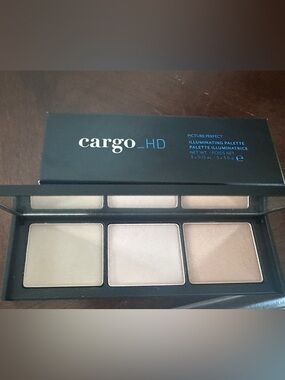 Cargo HD Illuminating Palette